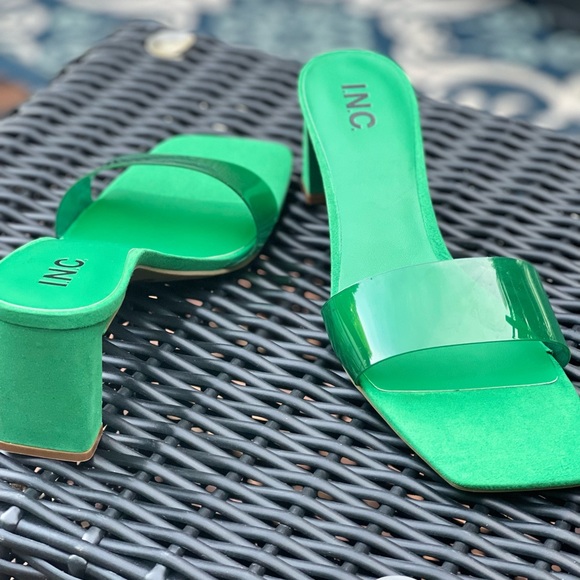 INC SANDAL - Picture 4 of 8